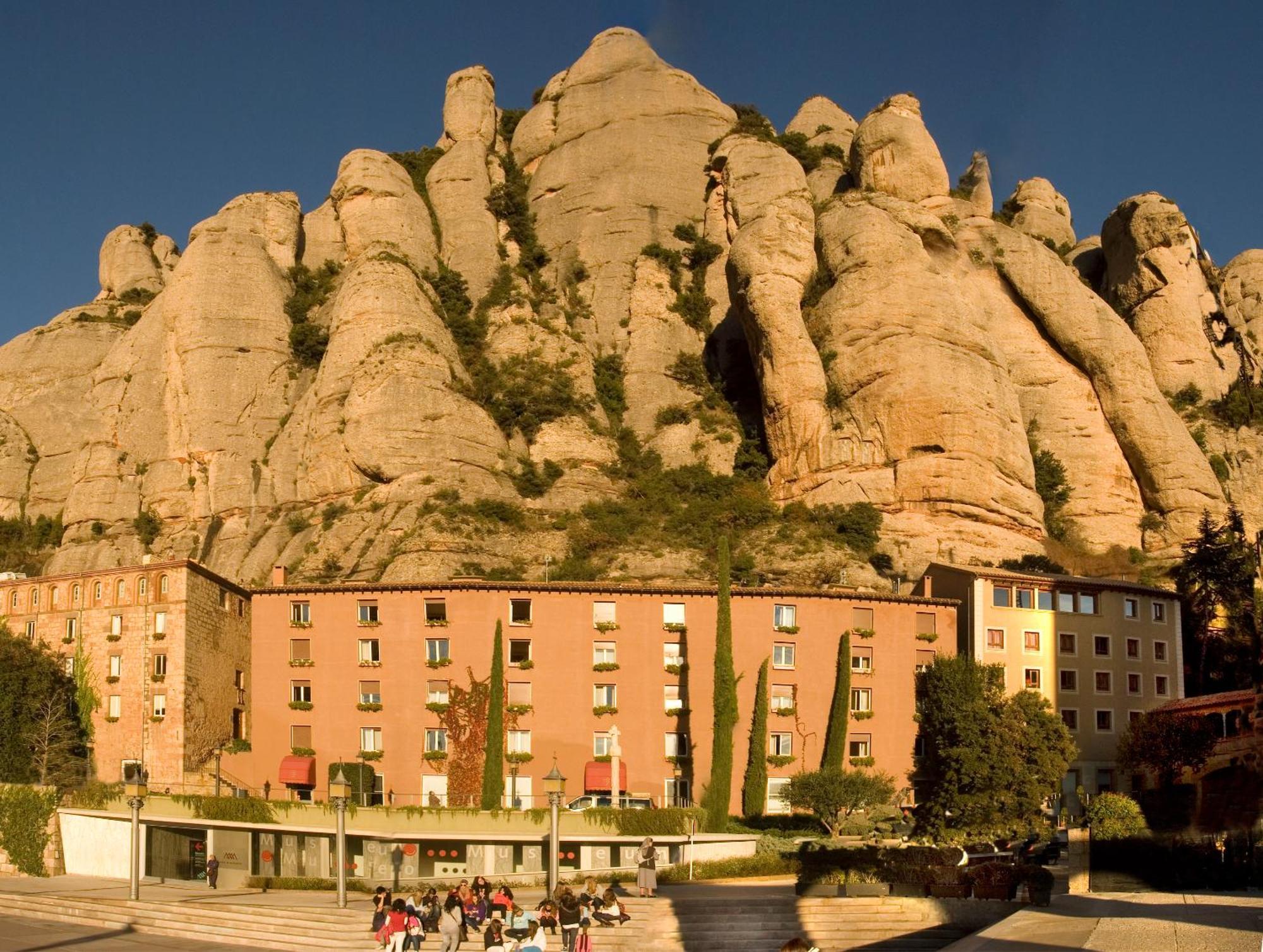 Hotel Abat Cisneros Montserrat Exterior foto